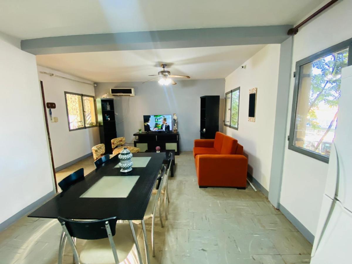 House G&S, Depto Con 3 Dormitorios Para 7 Personas Pleno Centro De La Ciudad Пуерто-Іґуасу Екстер'єр фото